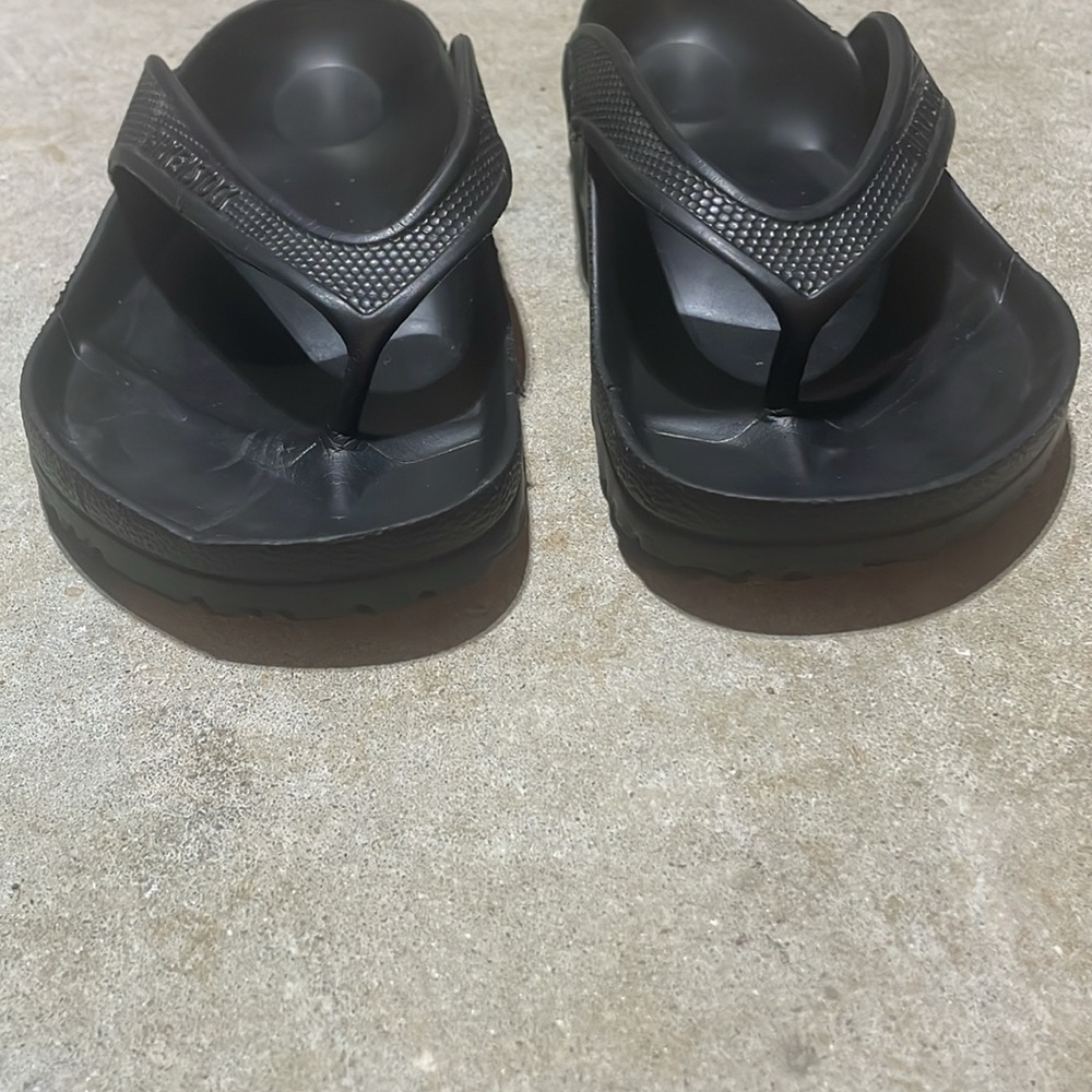 Birkenstock Honolulu EVA Regular Fit Black US Women’s Sz 9 EUR 40 Vacation Pool - Picture 6 of 9